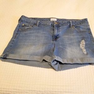 Celebrity Pink Rolled Cuff Denim Shorts